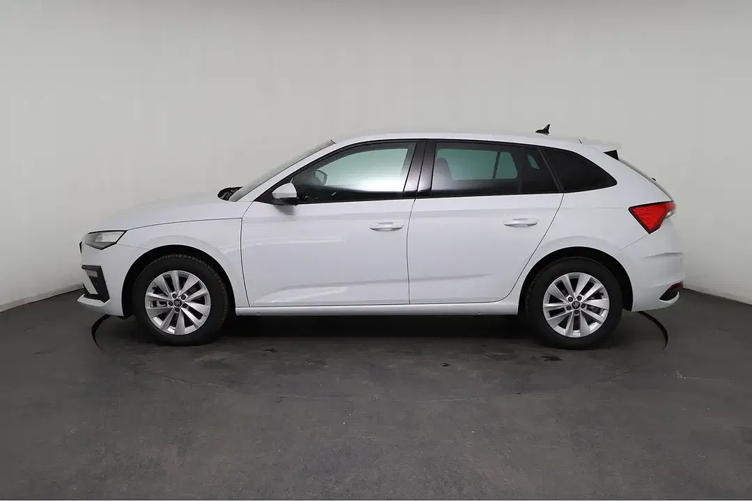 Skoda Scala - Thumbnail 4