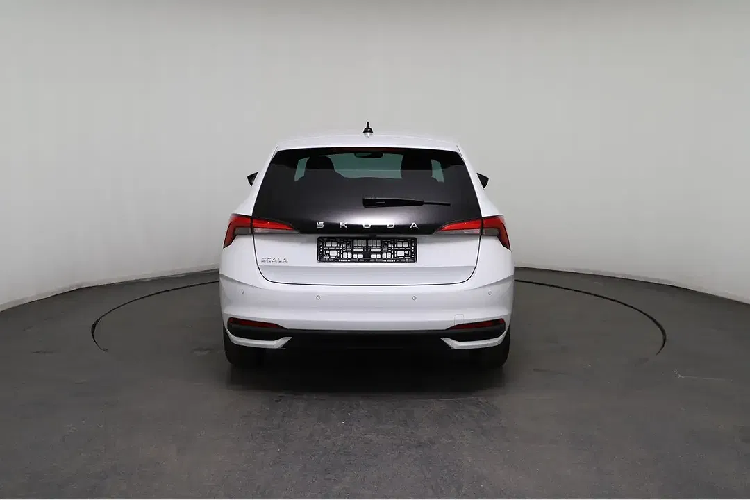 Skoda Scala - Thumbnail 6