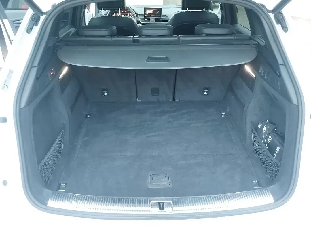 Audi SQ5 - Thumbnail 15