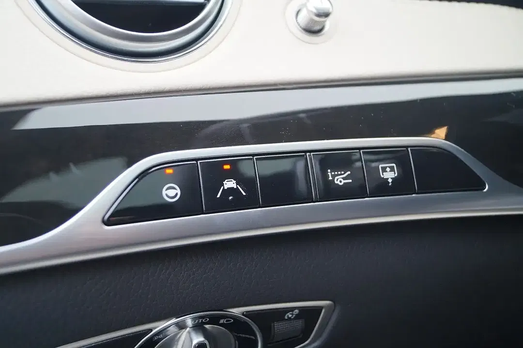 Mercedes-Benz S 560 - Thumbnail 13