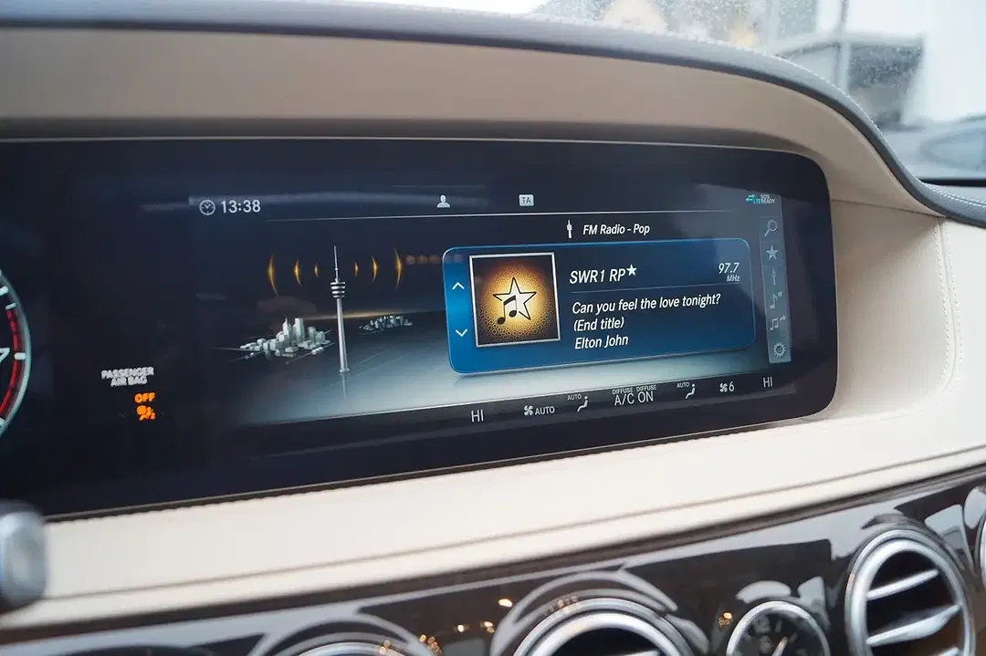 Mercedes-Benz S 560 - Thumbnail 15