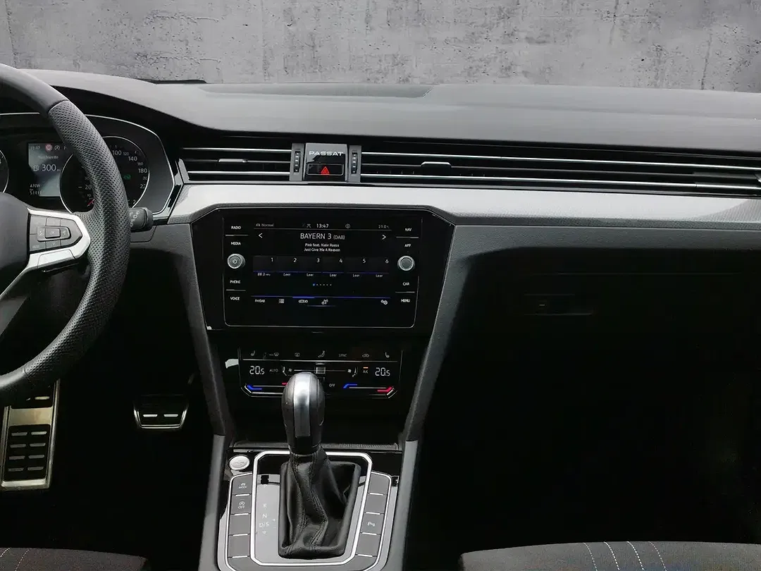Volkswagen Passat Variant - Thumbnail 10
