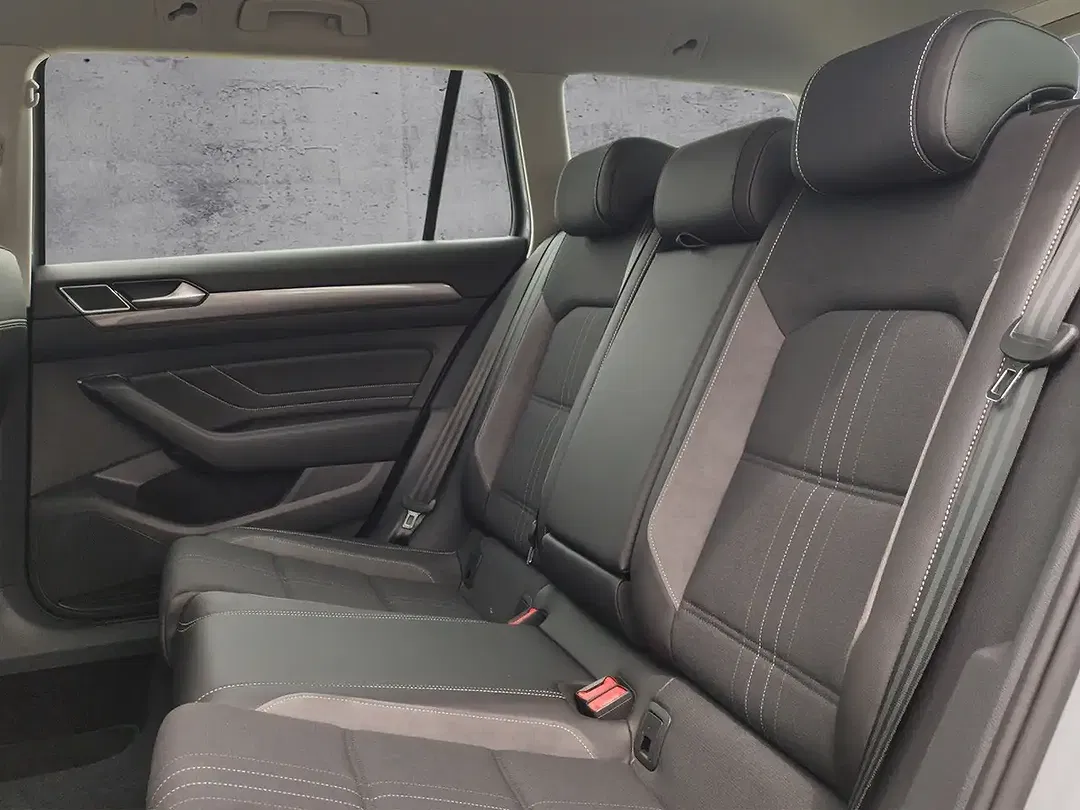 Volkswagen Passat Variant - Thumbnail 11