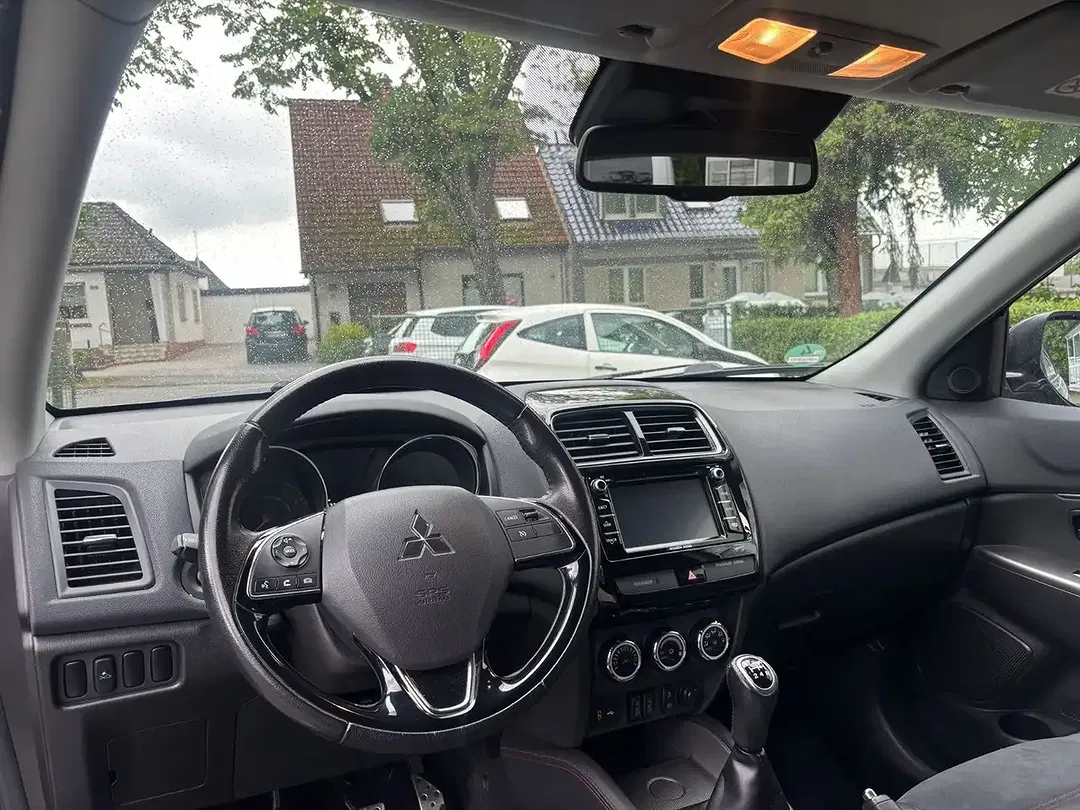 Mitsubishi ASX - Thumbnail 14