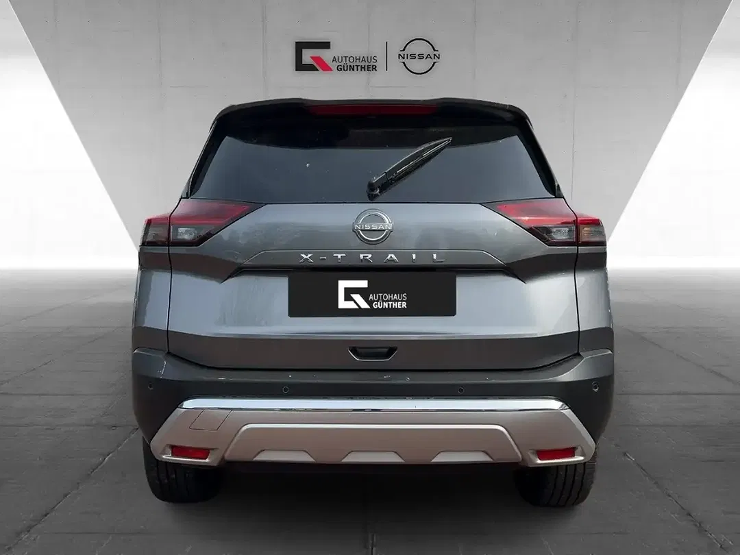 Nissan X-Trail - Thumbnail 2