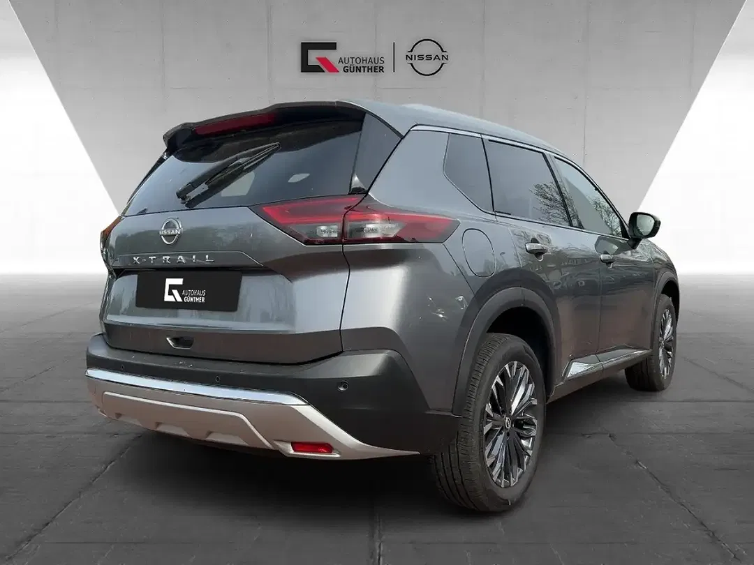 Nissan X-Trail - Thumbnail 3