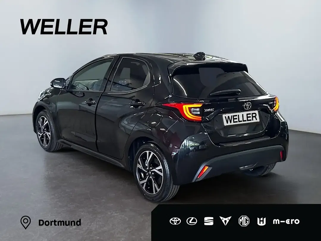 Toyota Yaris - Thumbnail 7