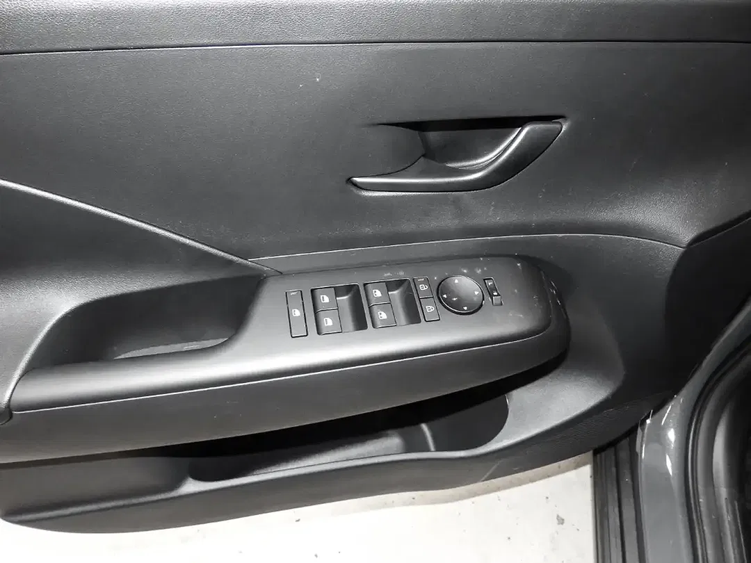 Hyundai KONA - Thumbnail 13