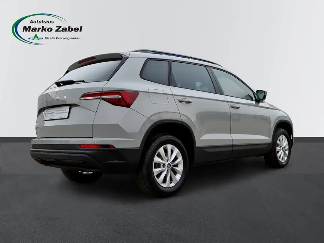 Skoda Karoq - Thumbnail 5