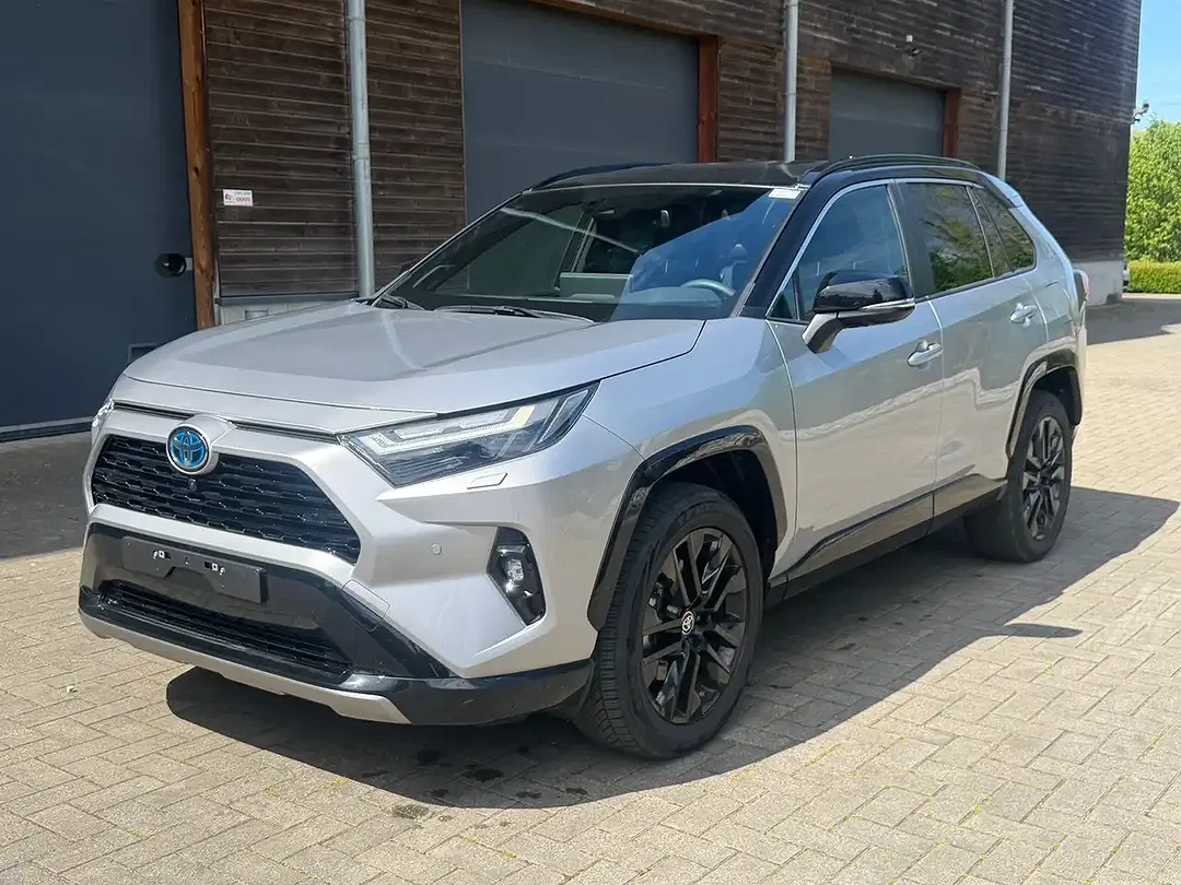Toyota RAV 4 - Thumbnail 1