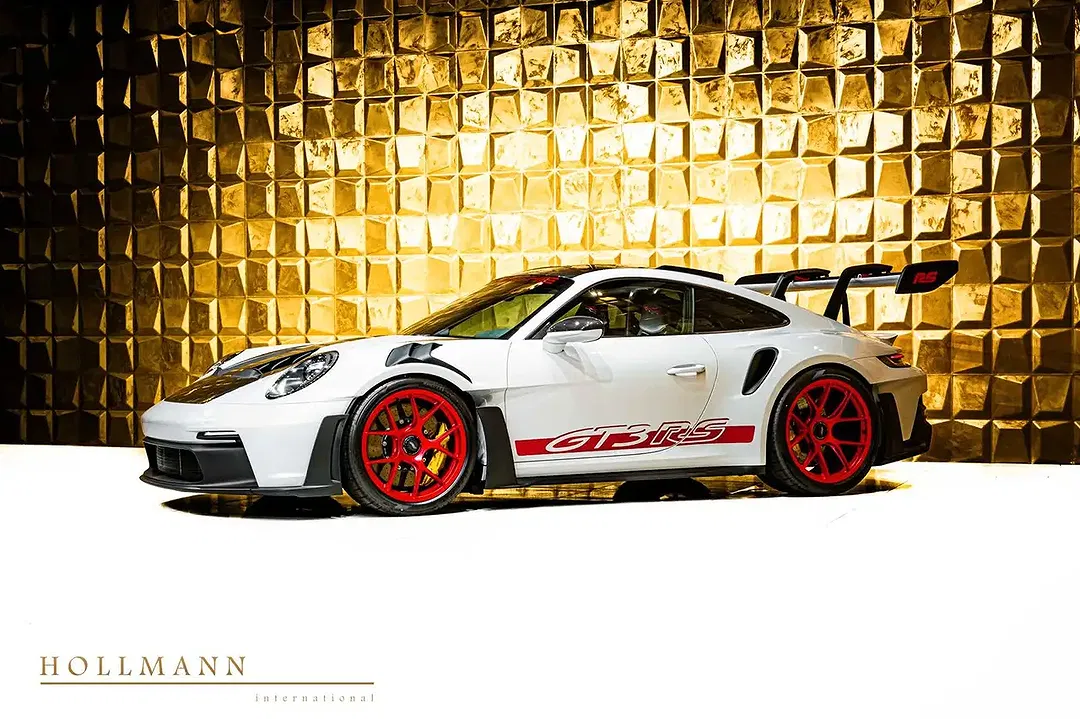 Porsche 992 - Thumbnail 6