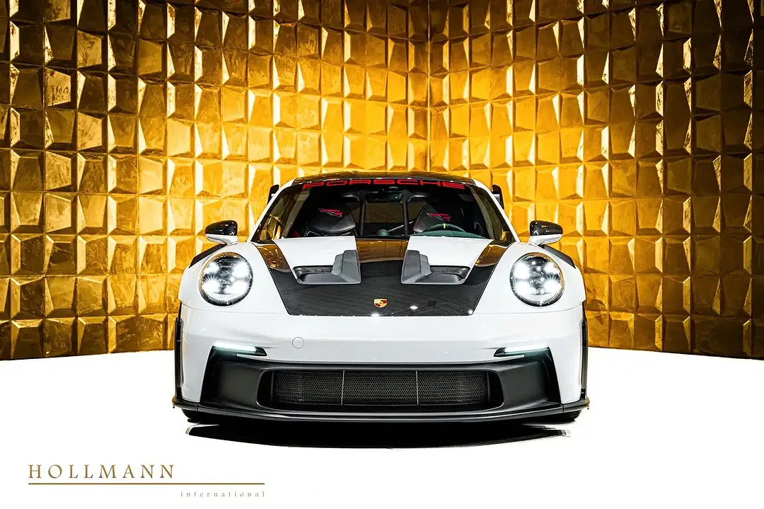 Porsche 992 - Thumbnail 7