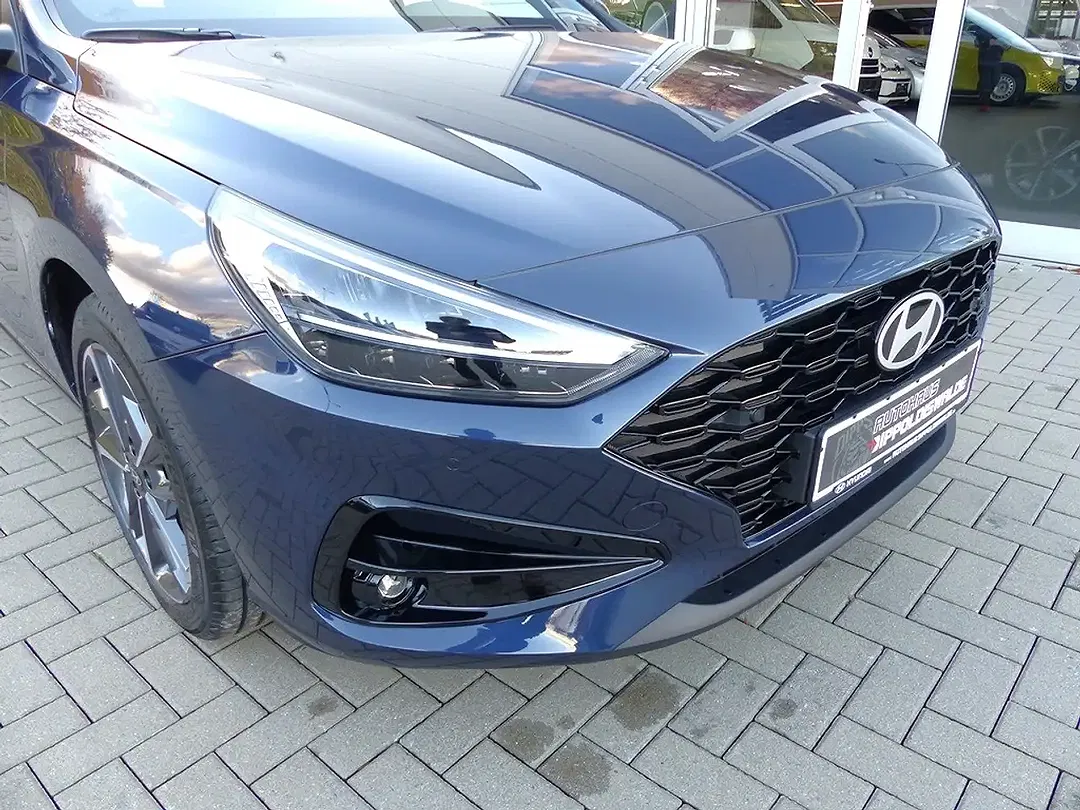 Hyundai i30 - Thumbnail 3