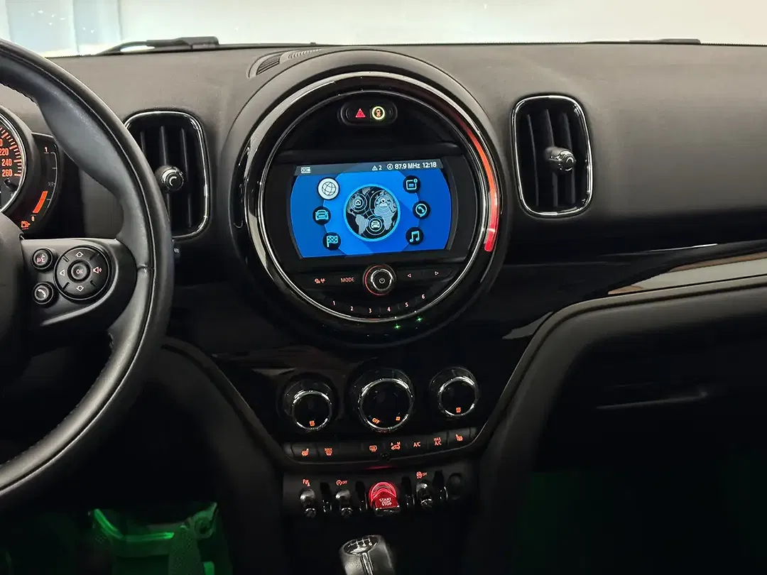 MINI Cooper Countryman - Thumbnail 12