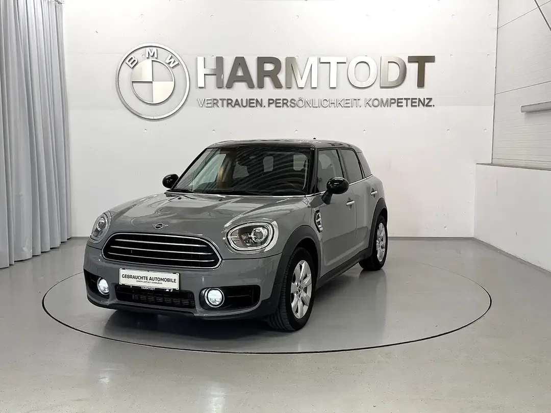 MINI Cooper Countryman - Thumbnail 2