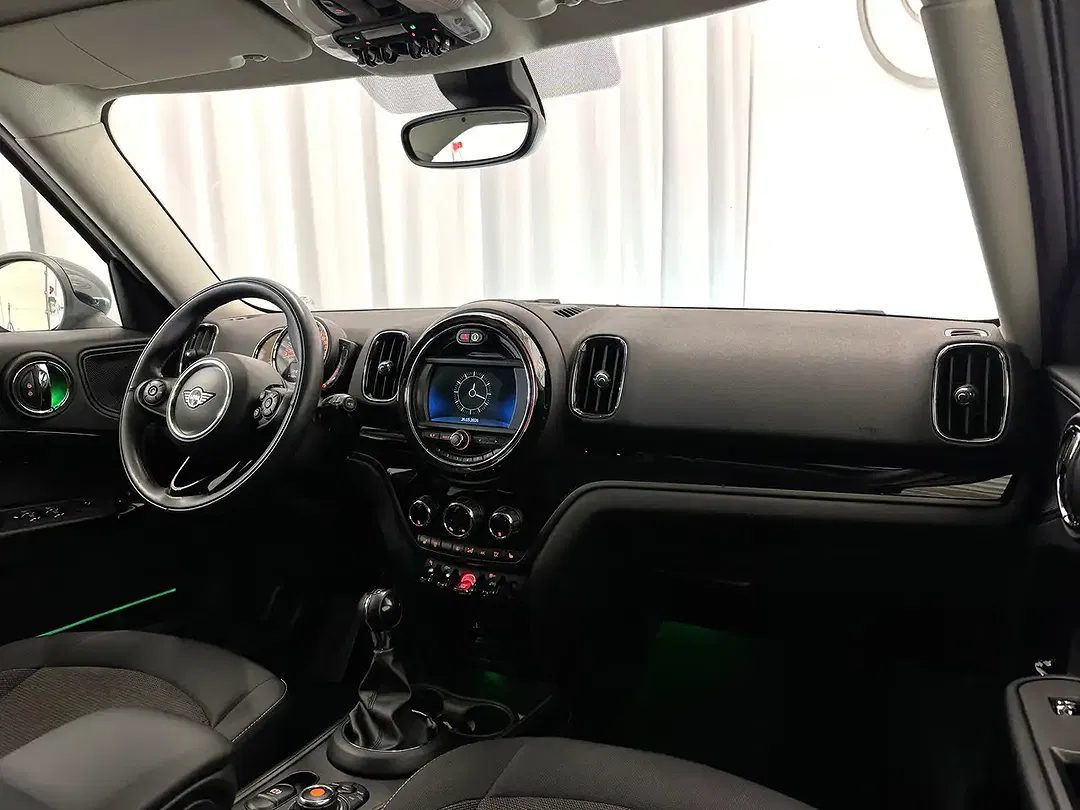 MINI Cooper Countryman - Thumbnail 9