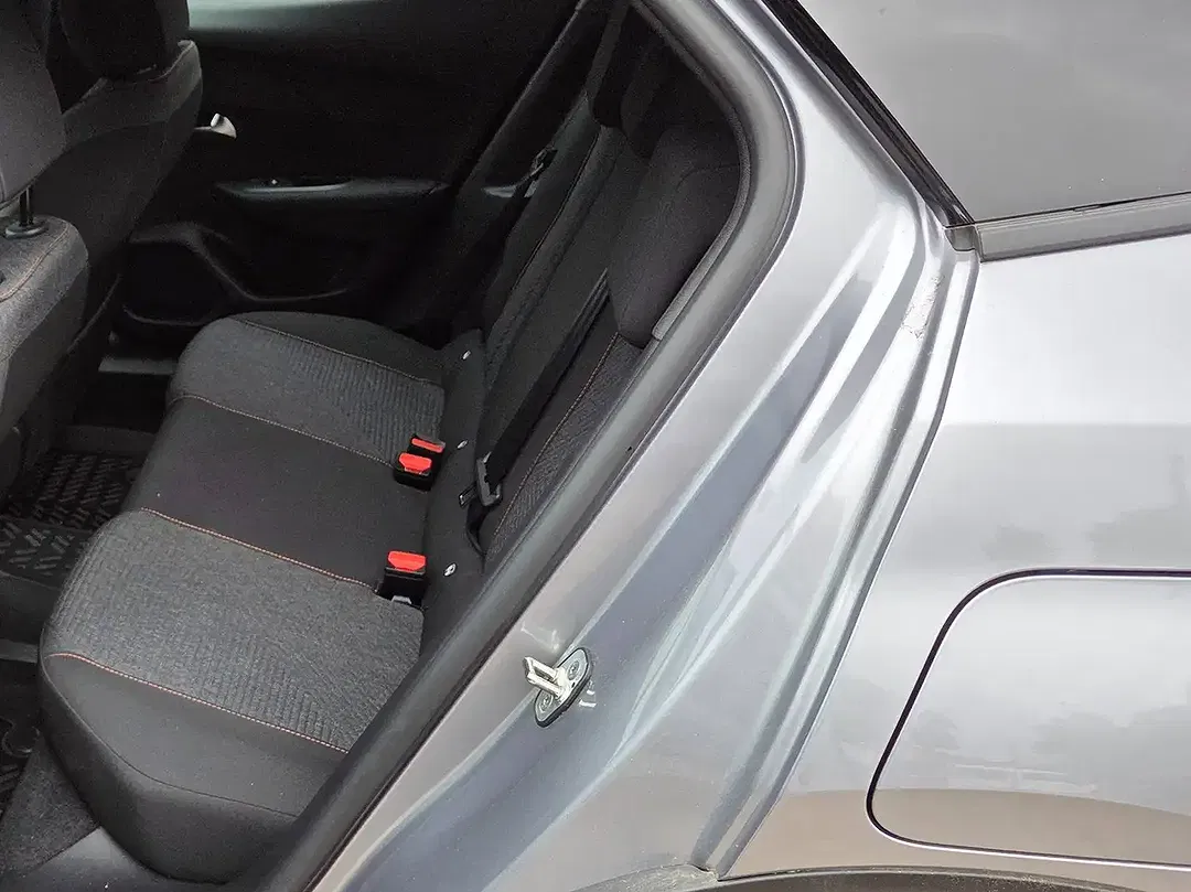 Peugeot 2008 - Thumbnail 12