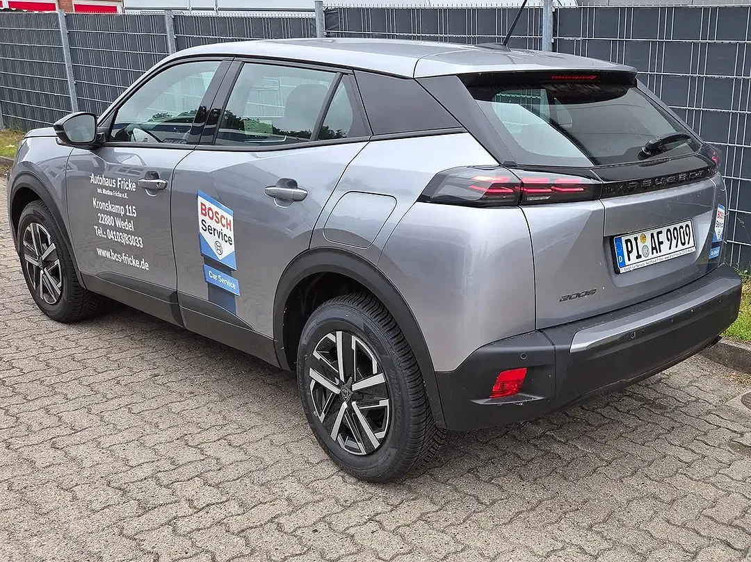 Peugeot 2008 - Thumbnail 4