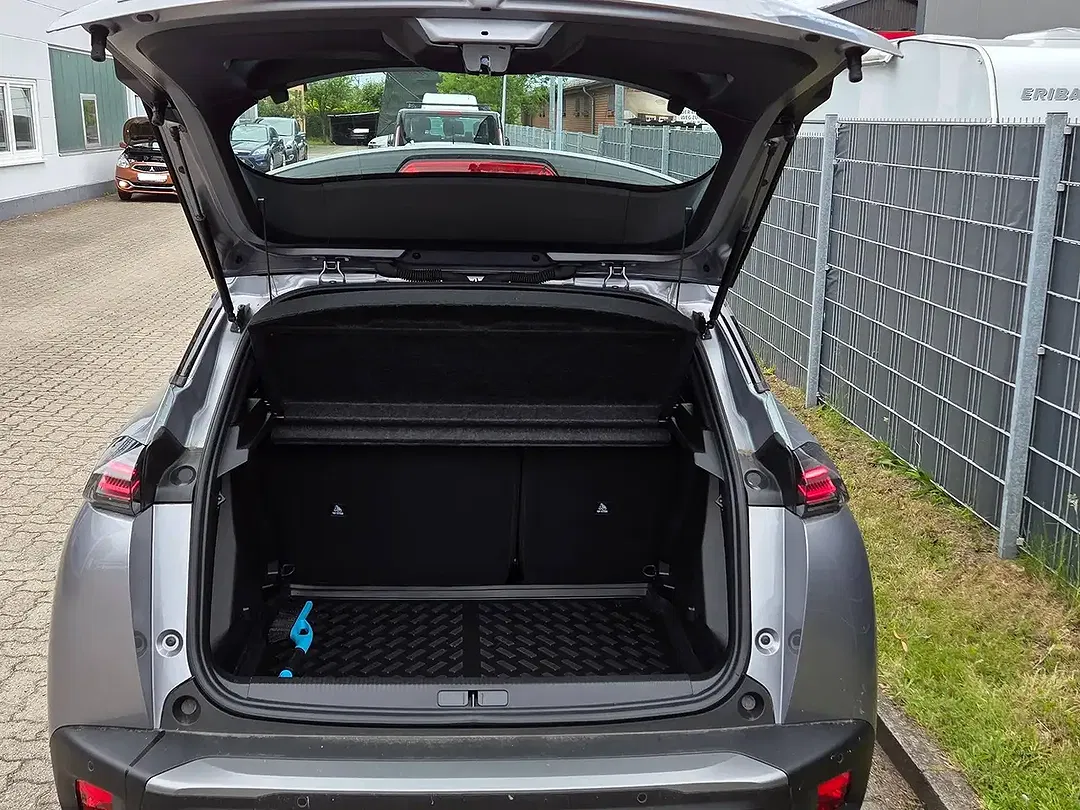 Peugeot 2008 - Thumbnail 9