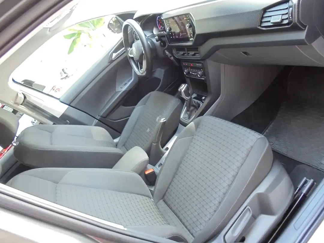 Volkswagen T-Cross - Thumbnail 13