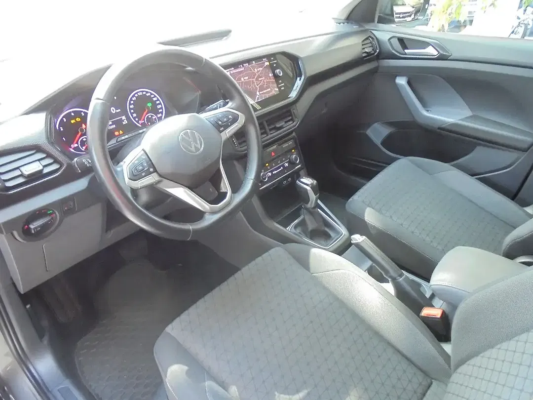 Volkswagen T-Cross - Thumbnail 4