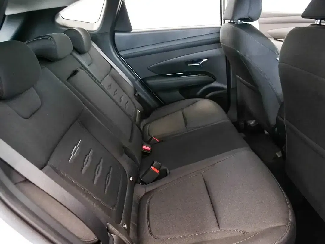Hyundai TUCSON - Thumbnail 11