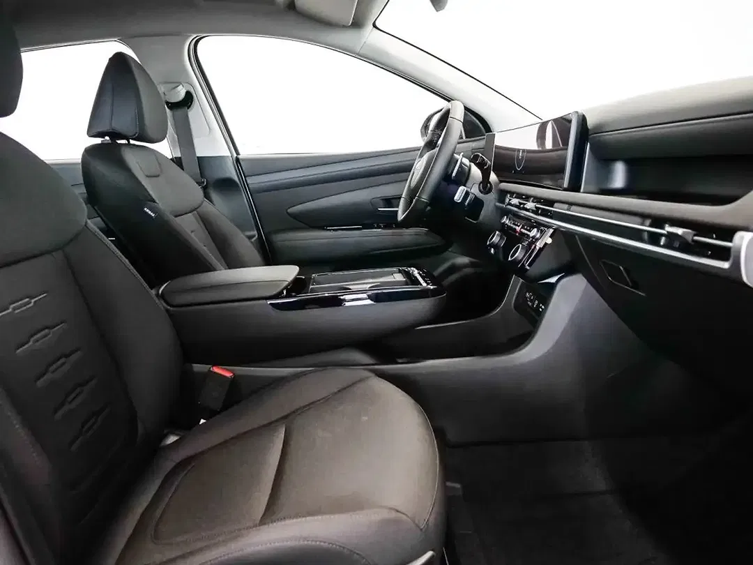 Hyundai TUCSON - Thumbnail 9