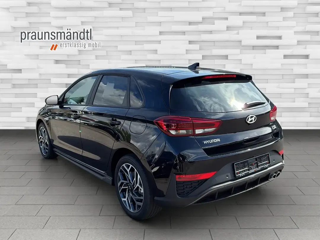 Hyundai i30 - Thumbnail 2