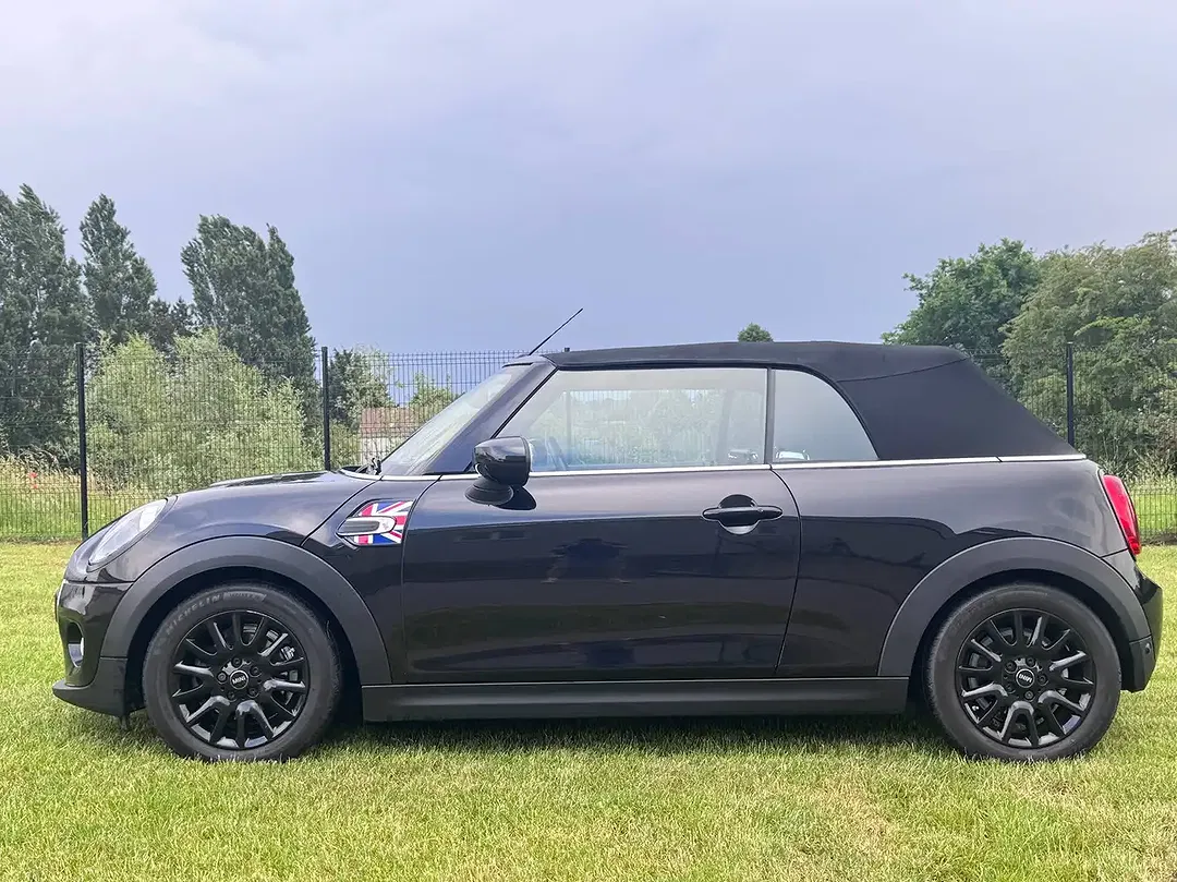 MINI Cooper Cabrio - Thumbnail 10