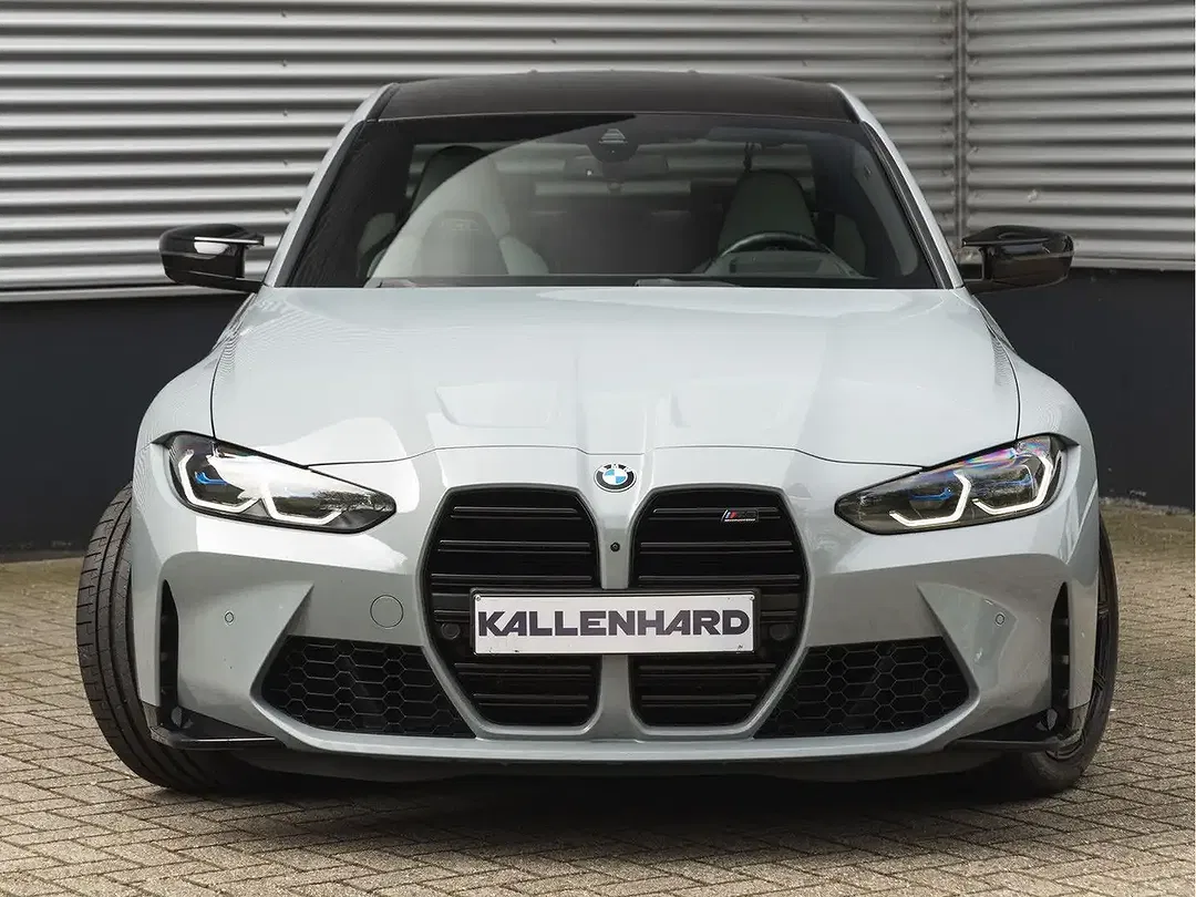 BMW M3 - Thumbnail 4