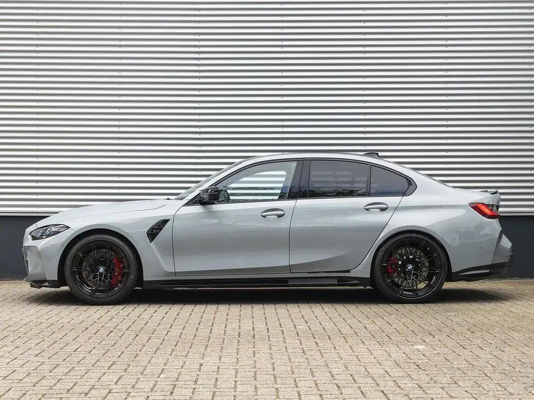 BMW M3 - Thumbnail 9