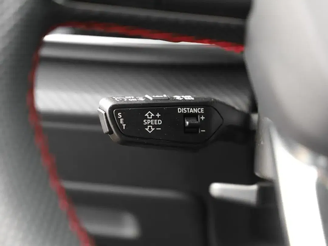 Audi Q8 - Thumbnail 14