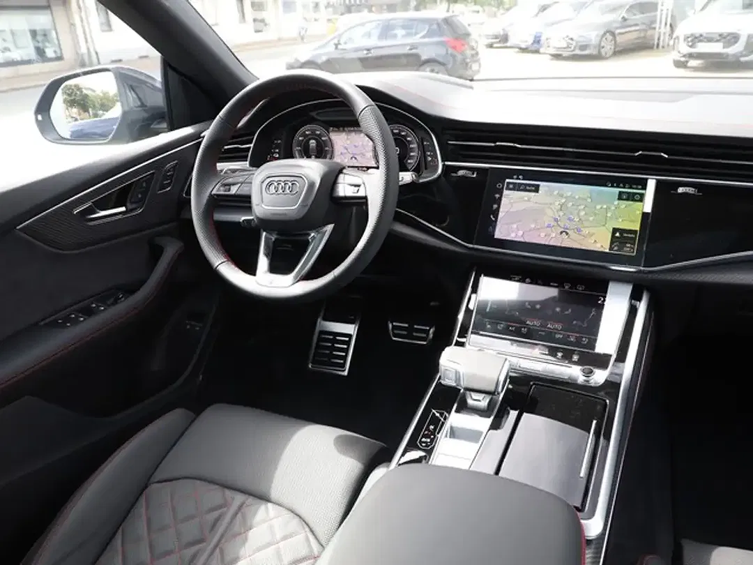 Audi Q8 - Thumbnail 5