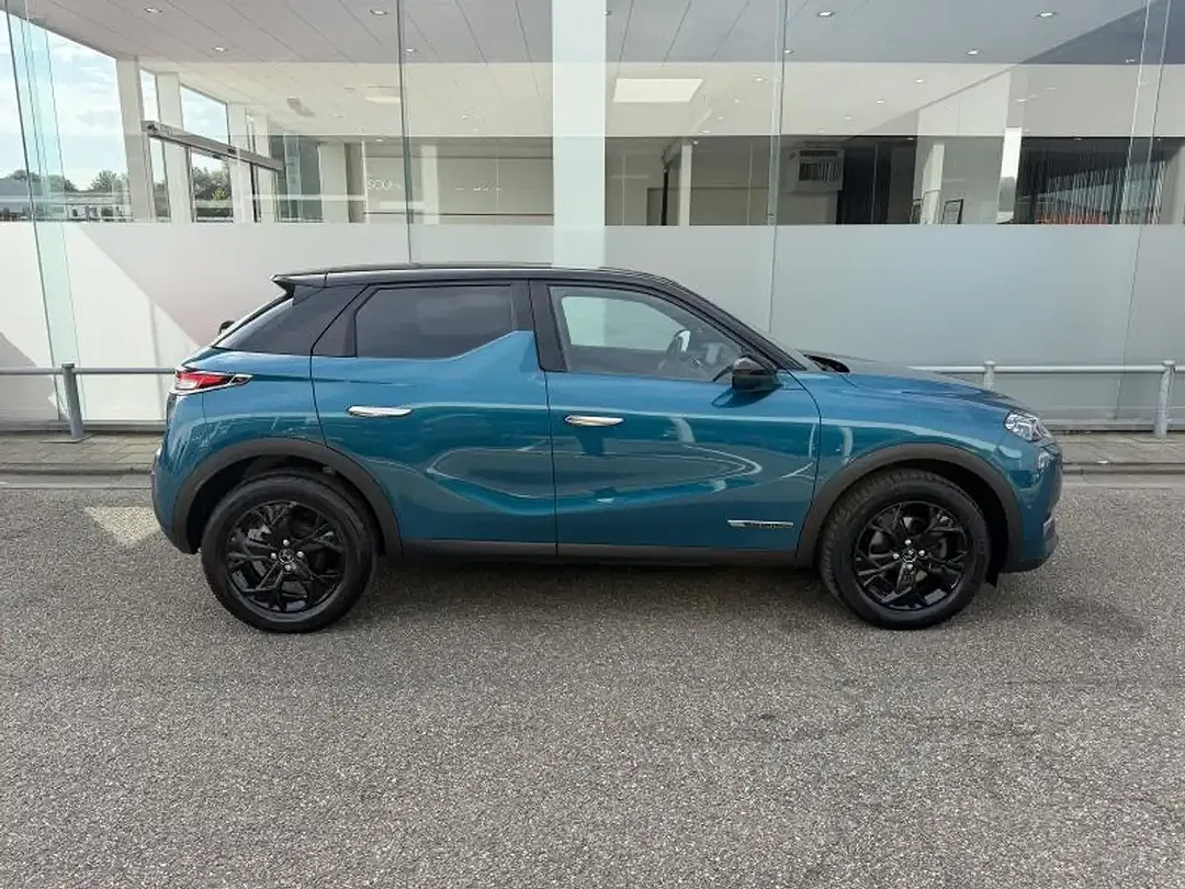 DS Automobiles DS 3 Crossback - Thumbnail 4