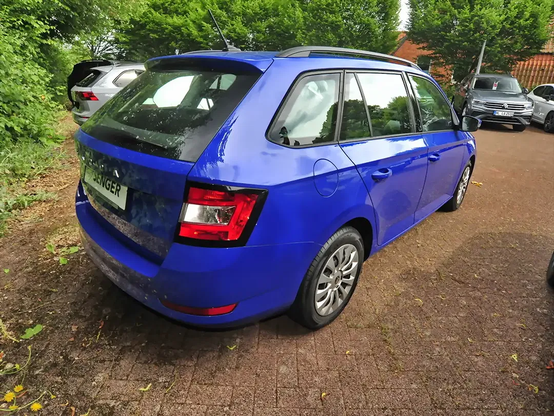 Skoda Fabia - Thumbnail 4