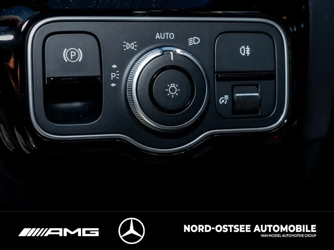 Mercedes-Benz A 200 - Thumbnail 13