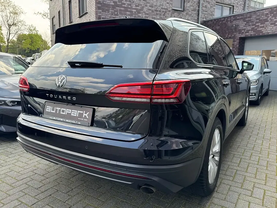 Volkswagen Touareg - Thumbnail 5