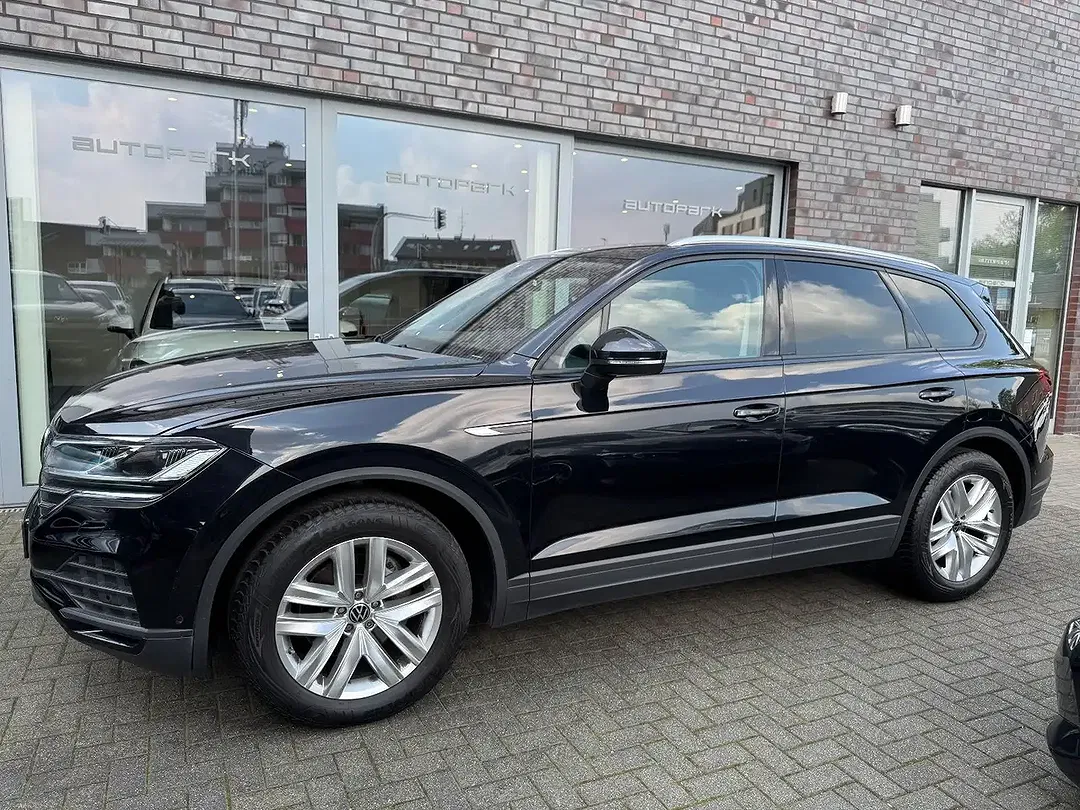 Volkswagen Touareg - Thumbnail 9