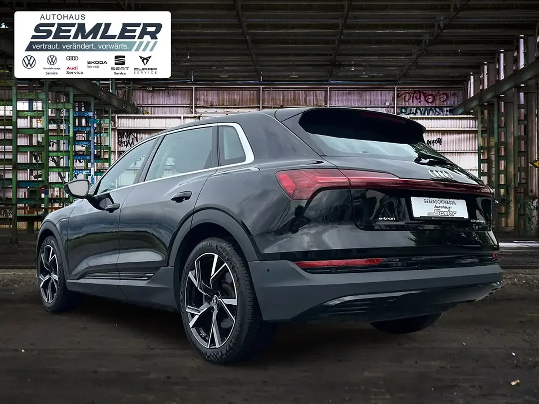 Audi e-tron - Thumbnail 5