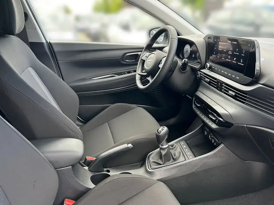 Hyundai i20 - Thumbnail 13