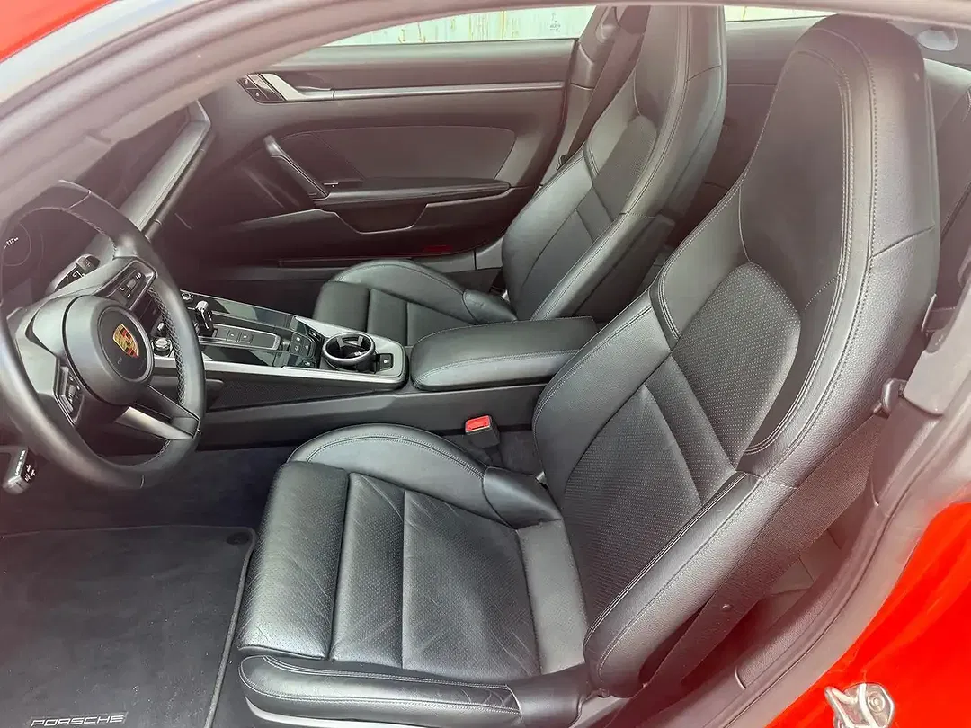 Porsche 992 - Thumbnail 12