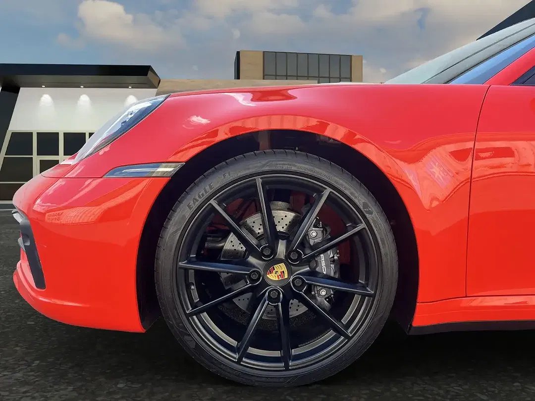 Porsche 992 - Thumbnail 14