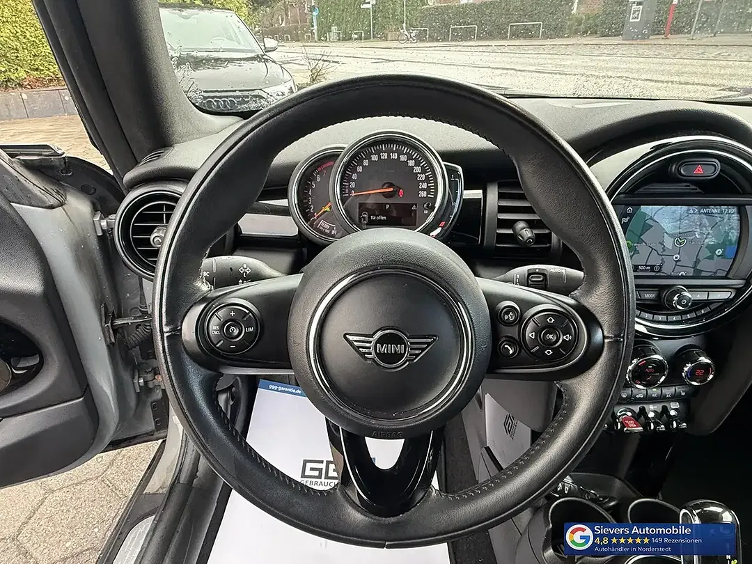 MINI Cooper Cabrio - Thumbnail 12