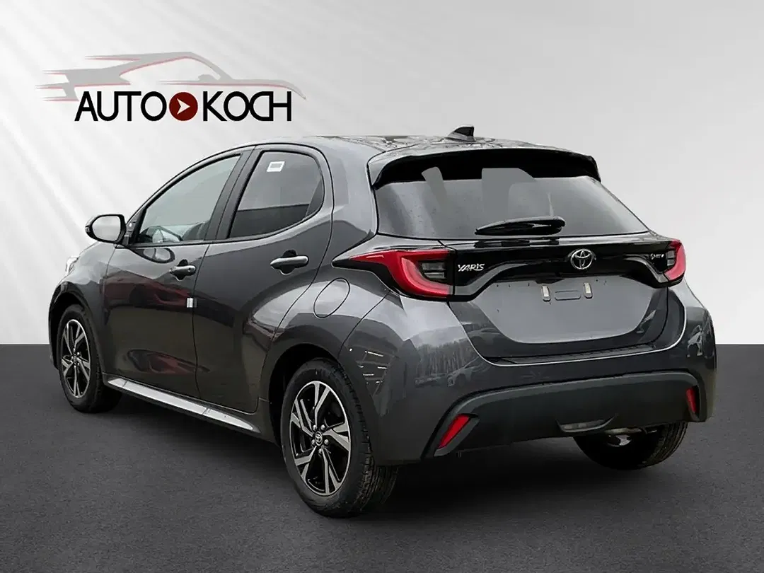 Toyota Yaris - Thumbnail 4