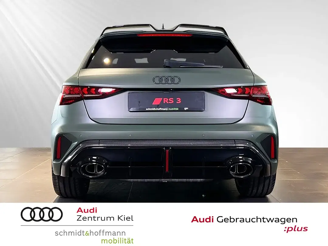 Audi RS3 - Thumbnail 4