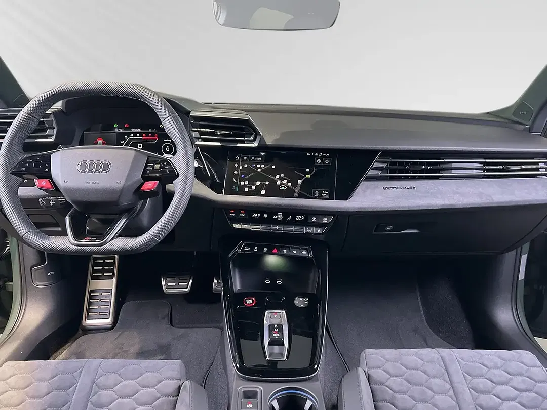 Audi RS3 - Thumbnail 6