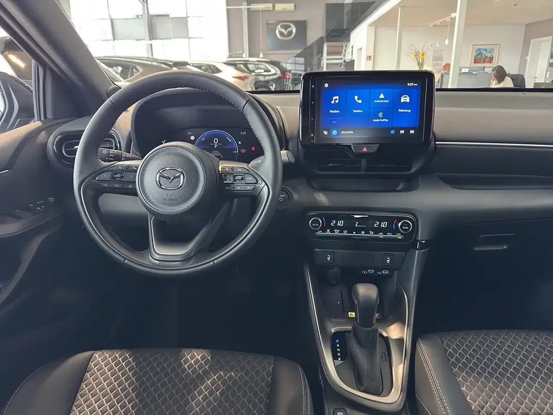 Mazda 2 - Thumbnail 10