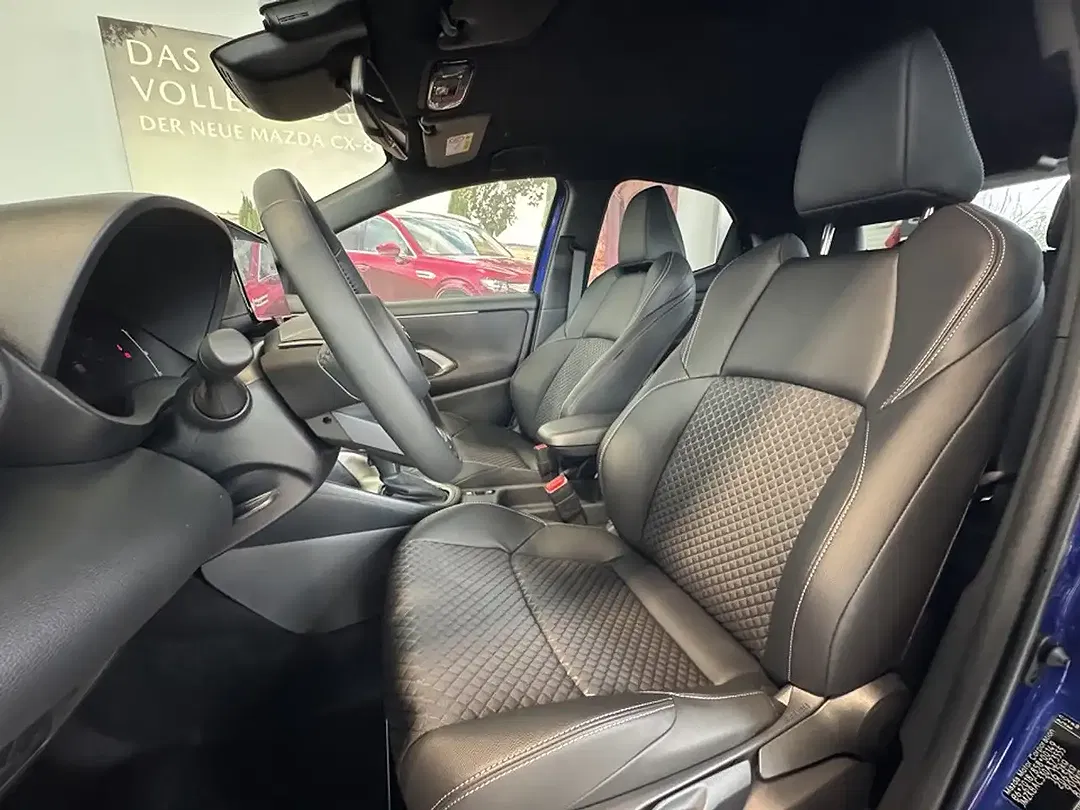 Mazda 2 - Thumbnail 5