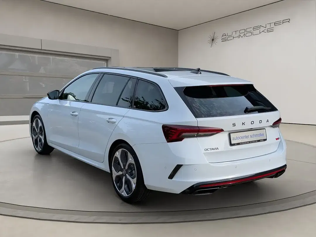 Skoda Octavia - Thumbnail 3