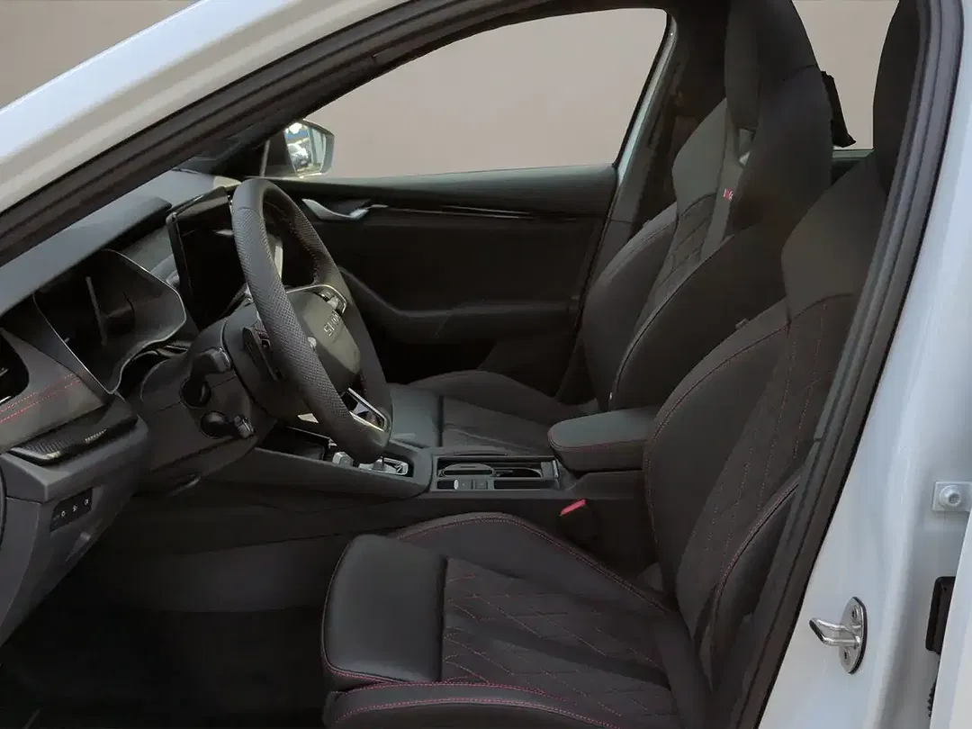 Skoda Octavia - Thumbnail 8